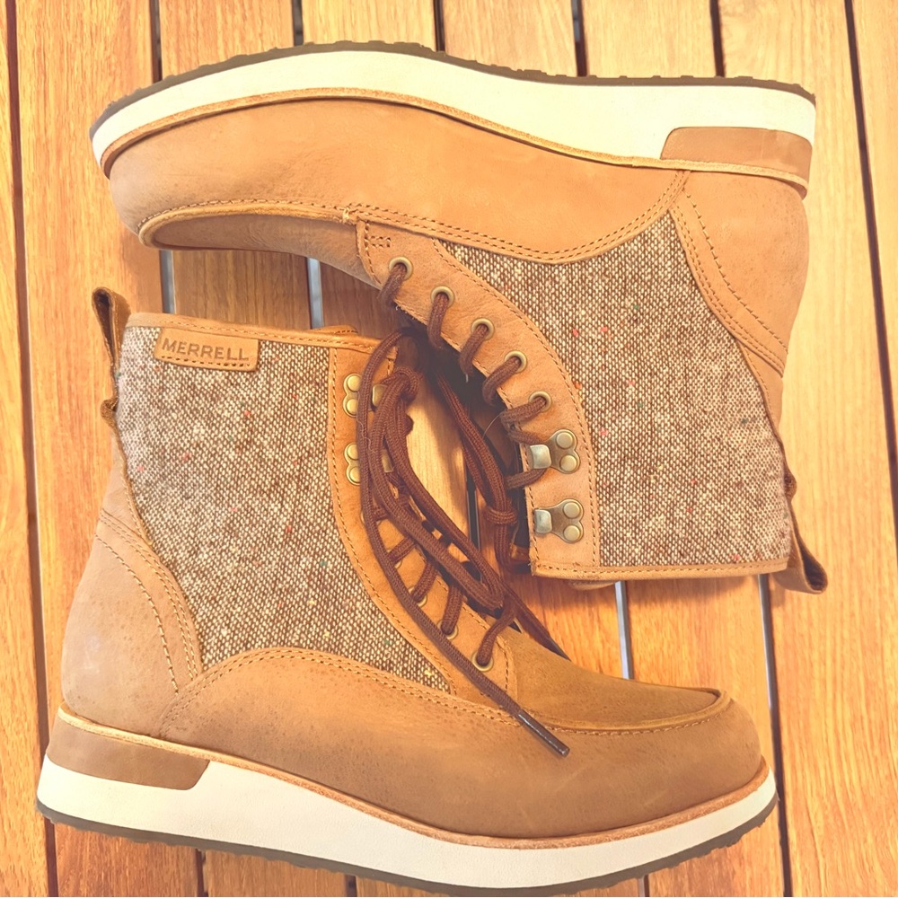 Merrell Mixed Media Tan Lace-Up Ankle Boots - Size 7 - Picture 2 of 6